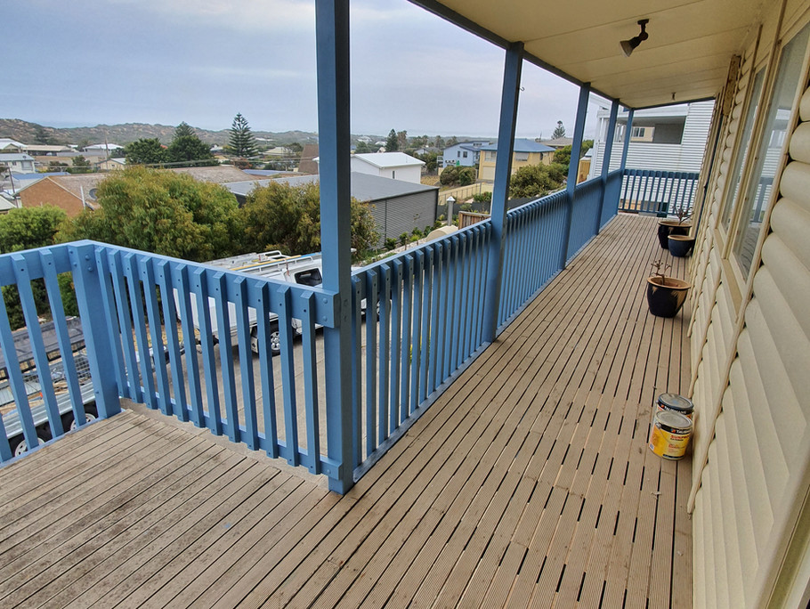 Vitucci Carpentry & Maintenance Carpenter For Decking, Pergola’s & Property Maintenance 